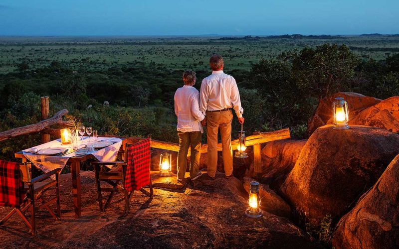 Serengeti-Pioneer-Camp---activities---private-dinner-overlooking-the-savannah